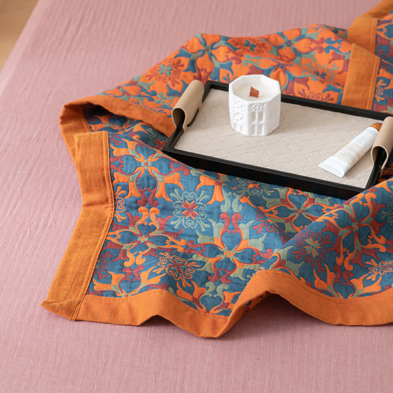 Sechslagige Baumwollsteppdecke mit orange-blauem Muster