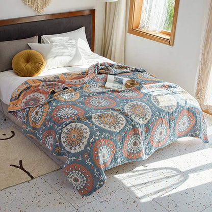 Doppelseitige Steppdecke aus Baumwolle mit Kreismuster