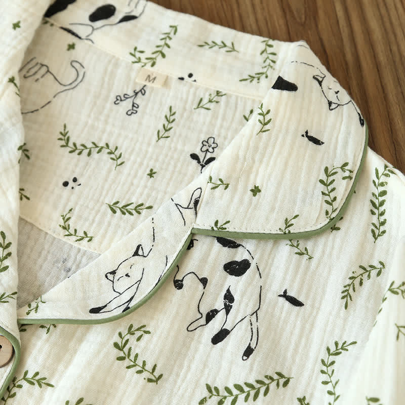 Süßes Pyjama-Set aus Baumwolle mit Katze und Blatt