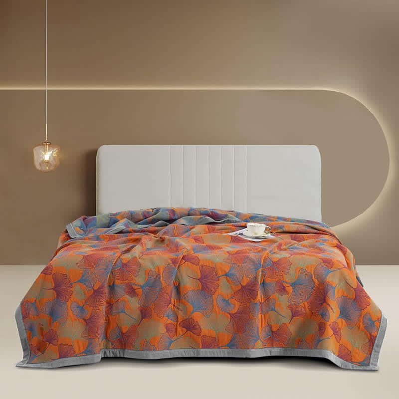 Dreilagige Steppdecke aus Baumwollgaze mit Ginkgoblättern
