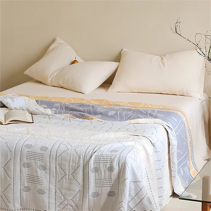 Leichte Steppdecke aus dreilagiger Gaze-Baumwolle