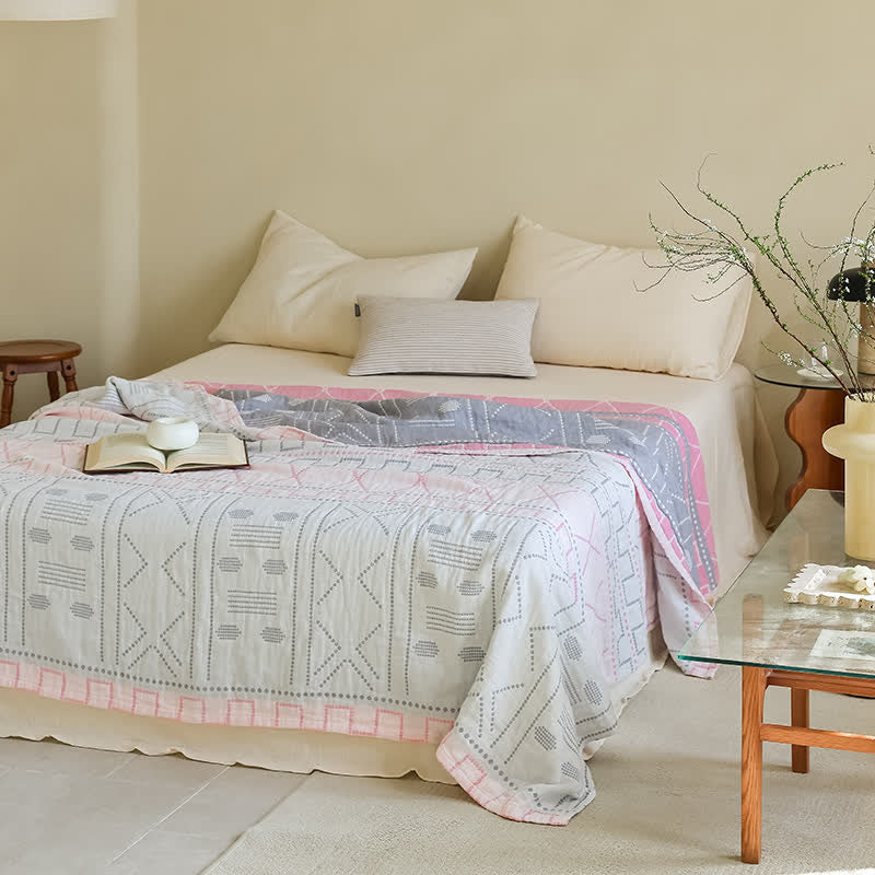 Leichte Steppdecke aus dreilagiger Gaze-Baumwolle