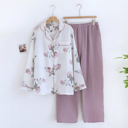 Doppellagiges Pyjama-Set aus Baumwollgaze mit Revers