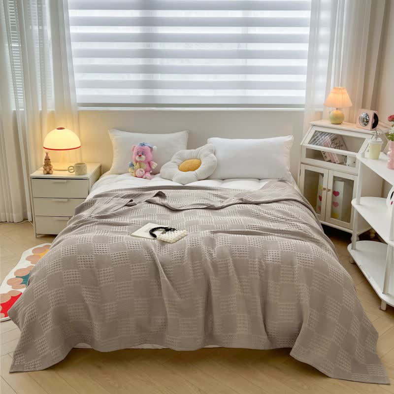 Leichte Steppdecke aus reiner Baumwolle mit Waffelstruktur