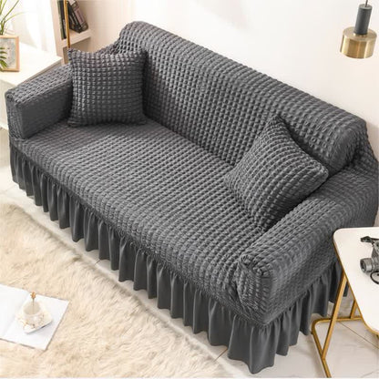Elastischer Sofabezug mit Rüschen im schlichten Stil