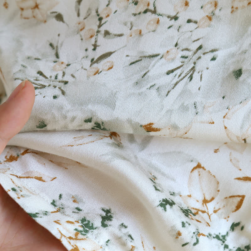 Nachtwäsche-Set im ländlichen Stil mit Satin-Revers