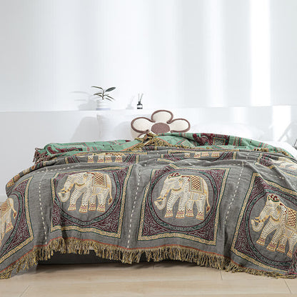 Böhmische Steppdecke mit Elefanten-Quaste aus Baumwollgaze