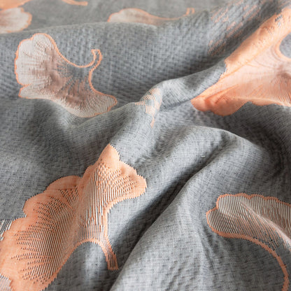 Dreilagige Baumwollsteppdecke mit Ginkgoblatt-Jacquardmuster