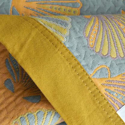 Leichte Steppdecke aus Baumwollgaze mit bunten Muscheln