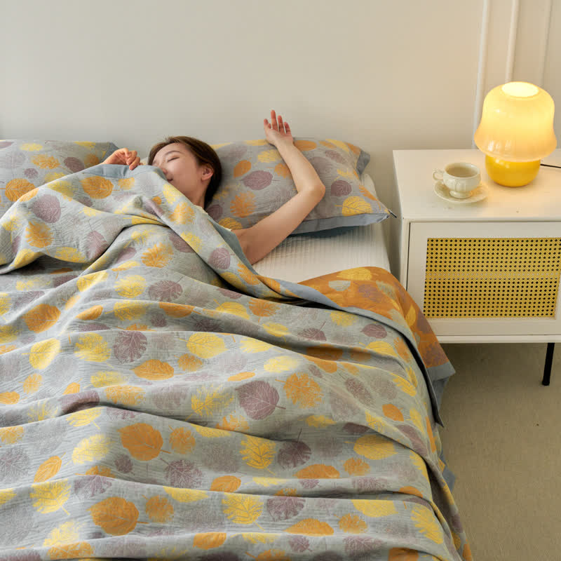 Wendesteppdecke aus Baumwollgaze-Jacquard mit Blättern