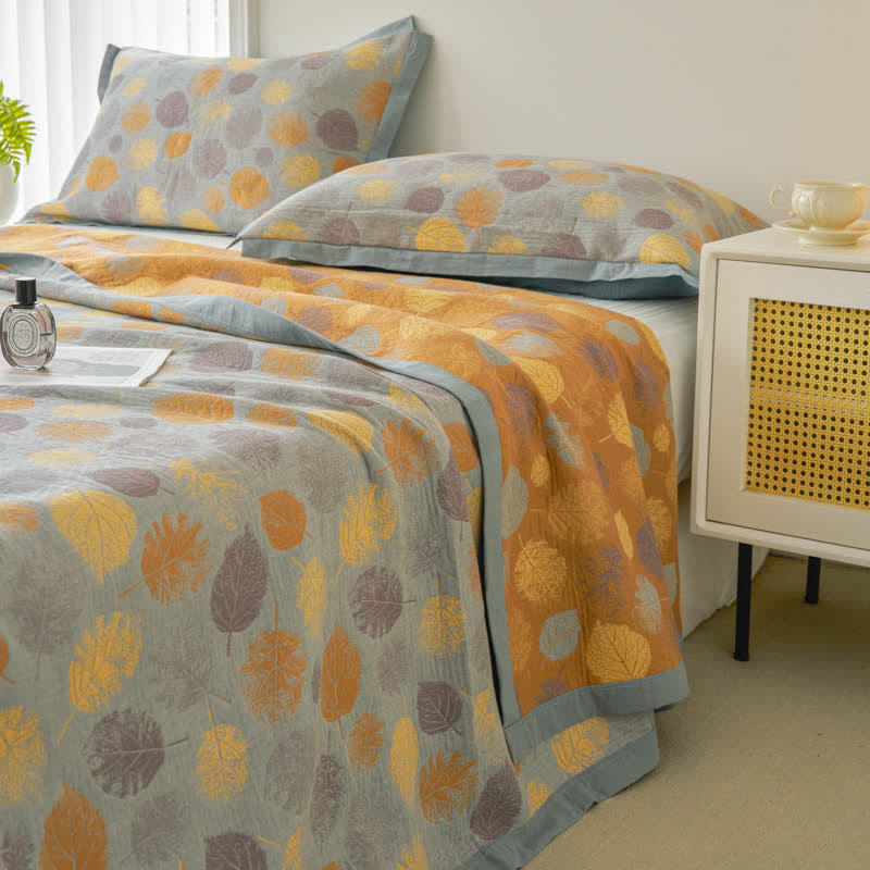 Wendesteppdecke aus Baumwollgaze-Jacquard mit Blättern