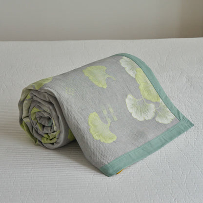 Frische Steppdecke aus reiner Baumwolle mit Ginkgoblättern