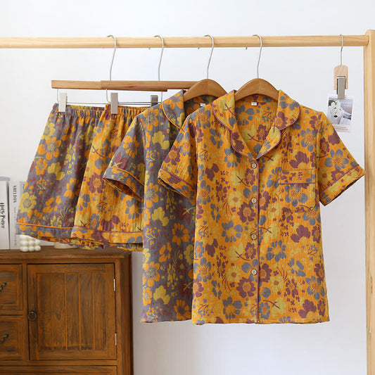 Pyjama-Set aus Baumwolle mit kurzen Ärmeln und Blumenmuster