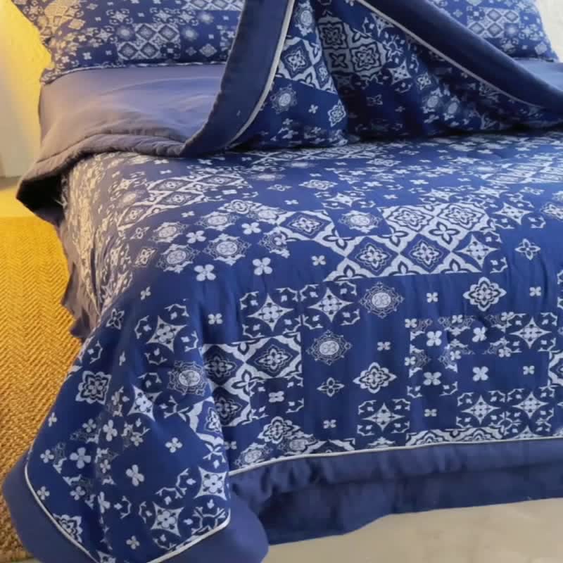 Weiche Steppdecke aus reiner Baumwollgaze im Retro-Jacquard-Stil