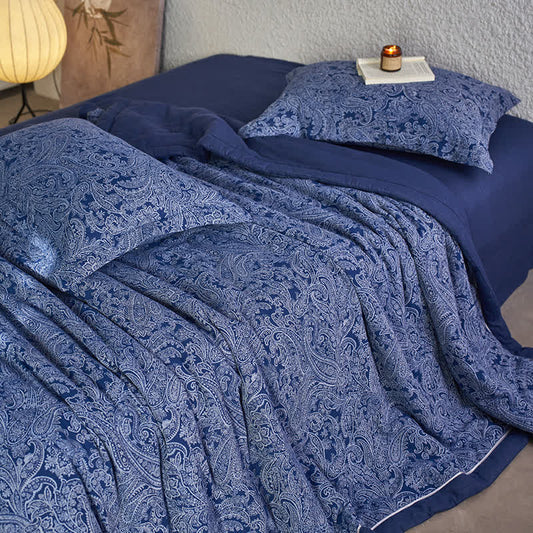 Dunkelblaue Retro-Bettwäschekollektion aus Baumwollgaze