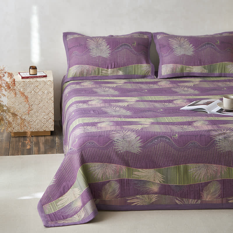 Bequeme Steppdecke mit doppellagiger Gaze und Retro-Blattmuster