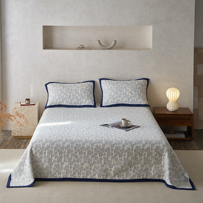 Doppellagige, neutrale, bequeme Steppdecke aus Gaze