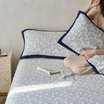 Doppellagige, neutrale, bequeme Steppdecke aus Gaze