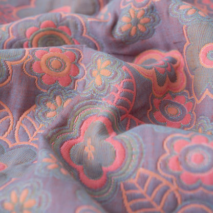 Wendesteppdecke aus Baumwollgaze mit Blumen-Jacquardmuster