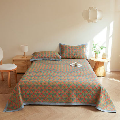 Elegante Steppdecke aus Baumwollgaze mit Pfauenschwanz