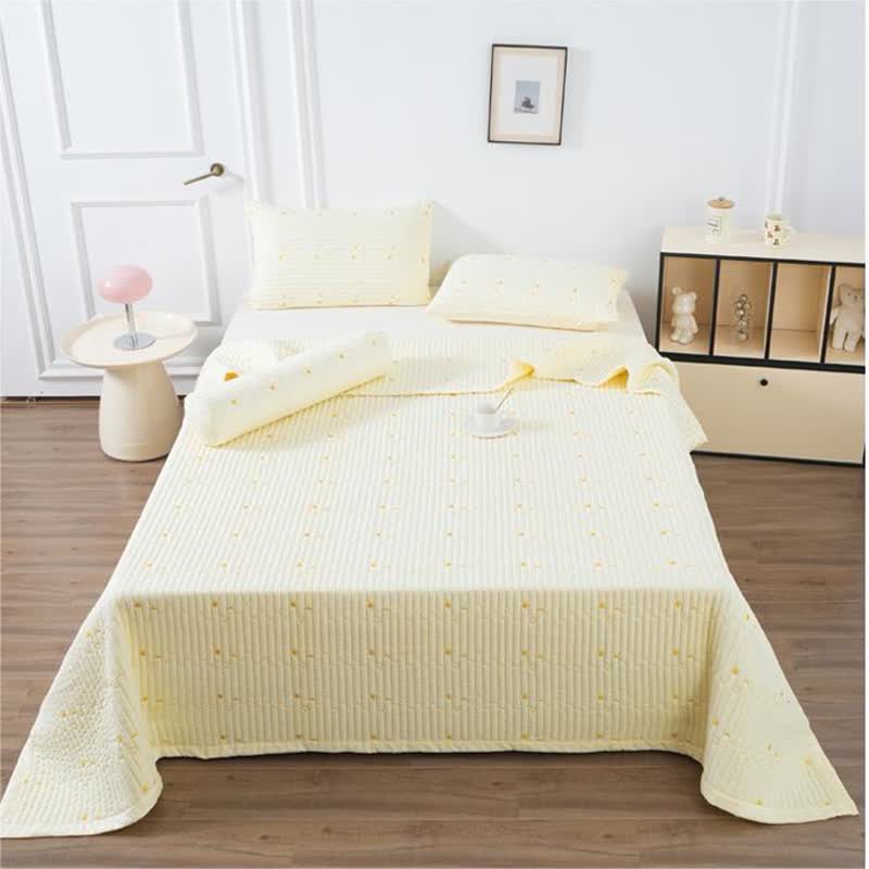 Süße leichte Sommerdecke mit Mond und Sternen