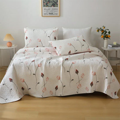 Elegante, gesteppte Bettwäsche aus reiner Baumwolle in Rose