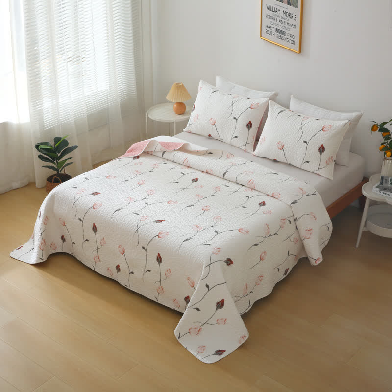 Elegante, gesteppte Bettwäsche aus reiner Baumwolle in Rose