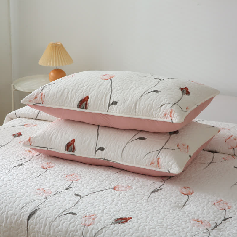 Elegante, gesteppte Bettwäsche aus reiner Baumwolle in Rose