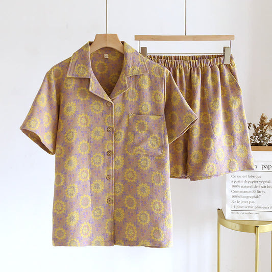 Pyjama-Set aus reiner Baumwolle mit Revers und Blumenmuster