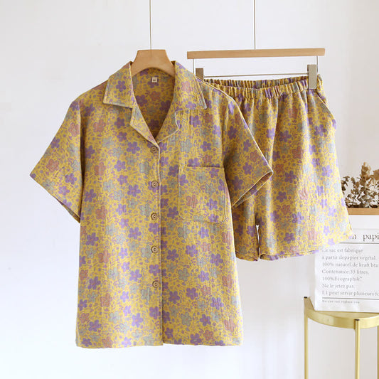 Pyjama-Set aus reiner Baumwolle mit Blumenmuster und Button-Down-Kragen