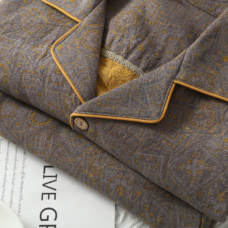 Neutrales doppellagiges Pyjama-Set aus Baumwollgaze