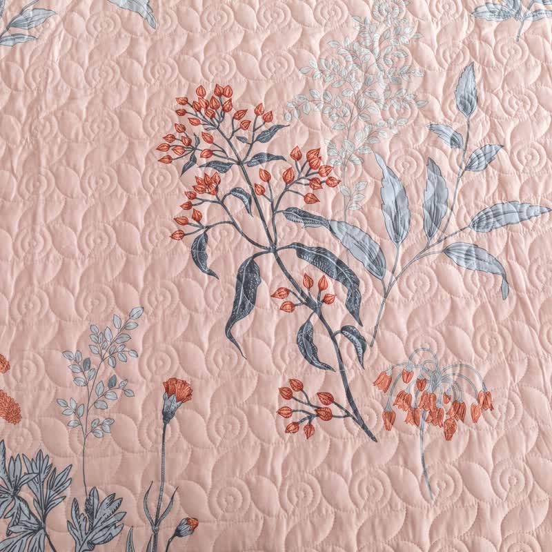 Elegante Steppbettwäsche aus reiner Baumwolle mit Blumenmuster