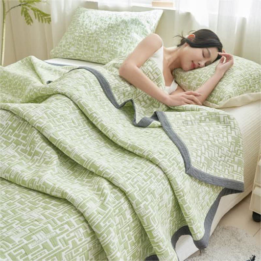 Moderne, weiche Sommerdecke aus Baumwollgaze