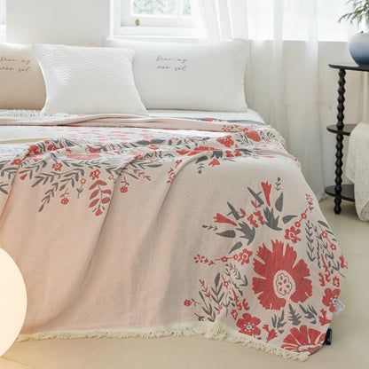 Doppelseitige Steppdecke aus Baumwollgaze mit Jacquard-Blumenmuster