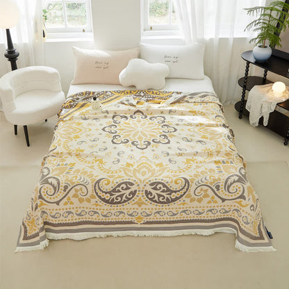 Leichte Steppdecke aus Baumwollgaze mit Quasten