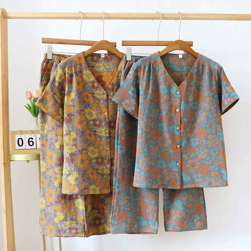 Loungewear aus Baumwolle mit V-Ausschnitt und auffälligem Blumen-Jacquardmuster