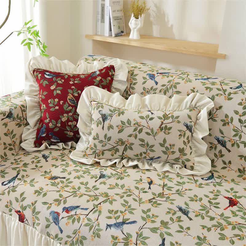 Weicher Sofabezug im ländlichen Stil mit Vögeln und Blumen