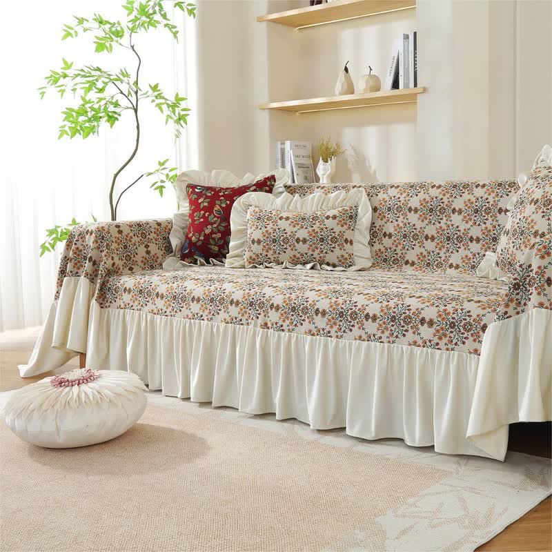 Jacquard-Sofabezug mit Pflaumenblüten-Rüschen