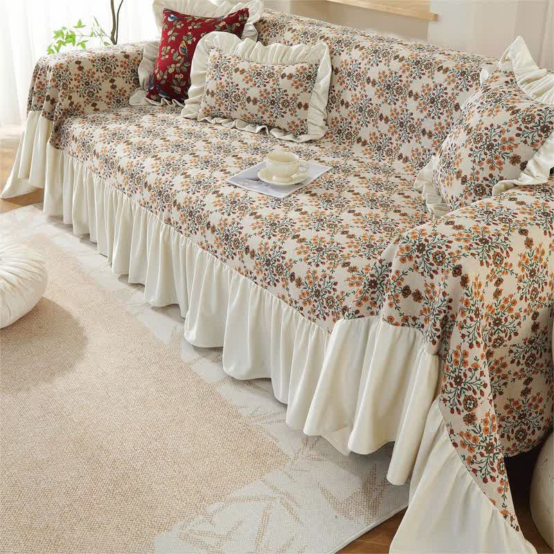Jacquard-Sofabezug mit Pflaumenblüten-Rüschen