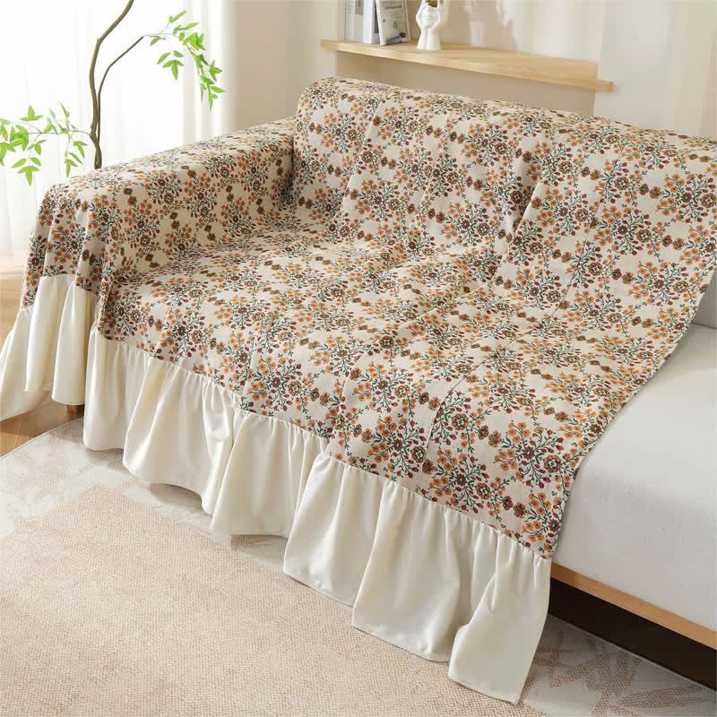 Jacquard-Sofabezug mit Pflaumenblüten-Rüschen