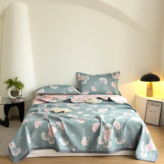 Dreilagige Baumwollsteppdecke mit Ginkgoblatt-Jacquardmuster