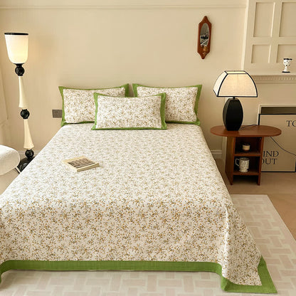 Elegante, atmungsaktive Bettdecke aus reiner Baumwolle mit Blumenmuster