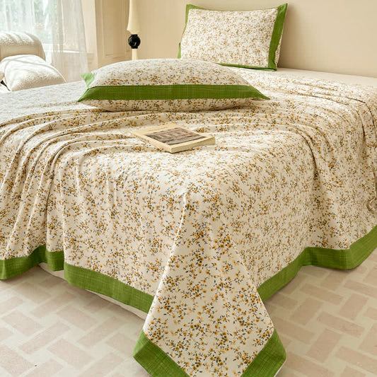 Elegante, atmungsaktive Bettdecke aus reiner Baumwolle mit Blumenmuster