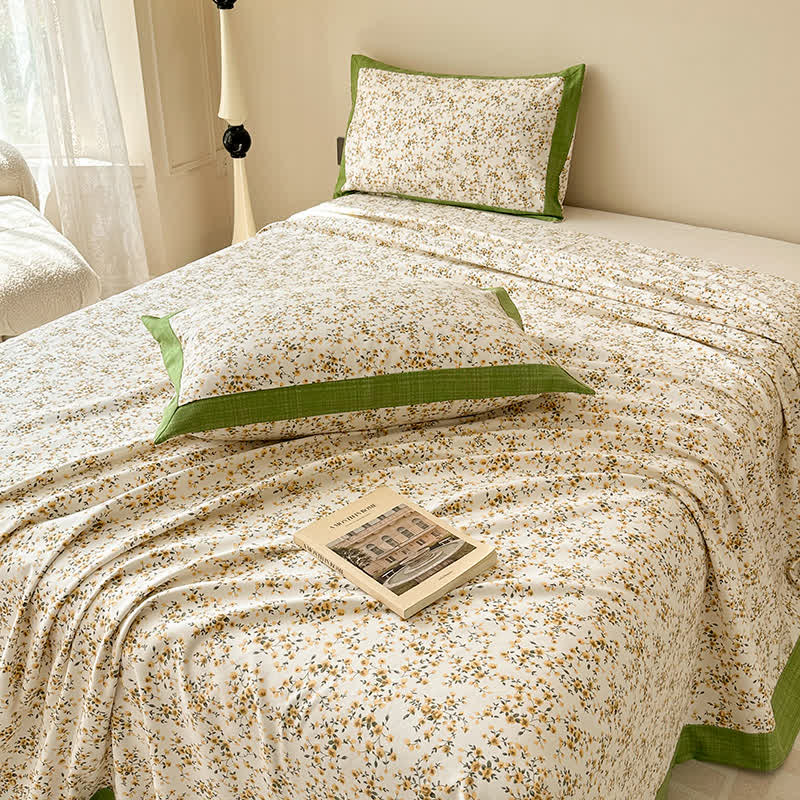 Elegante, atmungsaktive Bettdecke aus reiner Baumwolle mit Blumenmuster