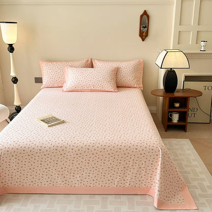 Weiche Tagesdecke aus reiner Baumwolle mit eleganter Rose