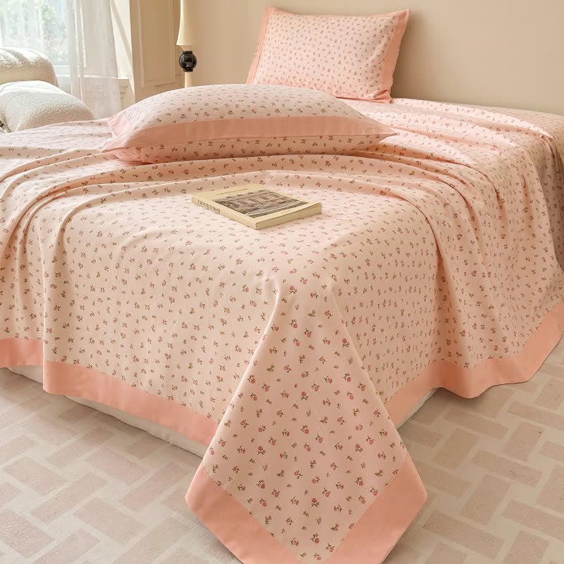 Weiche Tagesdecke aus reiner Baumwolle mit eleganter Rose