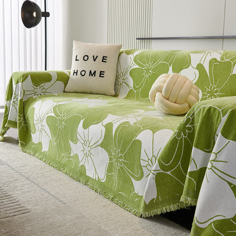 Weicher Sofaschoner aus Chenille mit rustikalem Blumenmuster