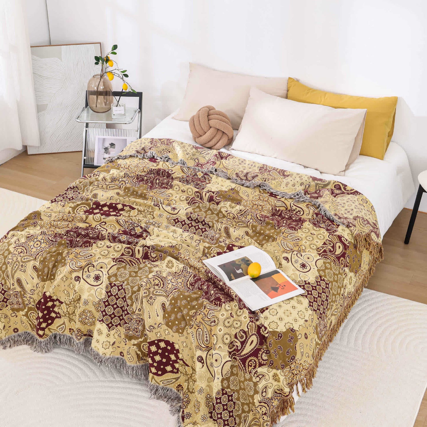 Atmungsaktive Steppdecke aus Baumwollgaze mit Jacquard-Quaste