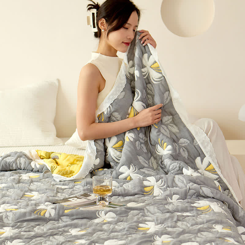Elegante Sommersteppdecke aus Bambusfaser mit Blumenmuster
