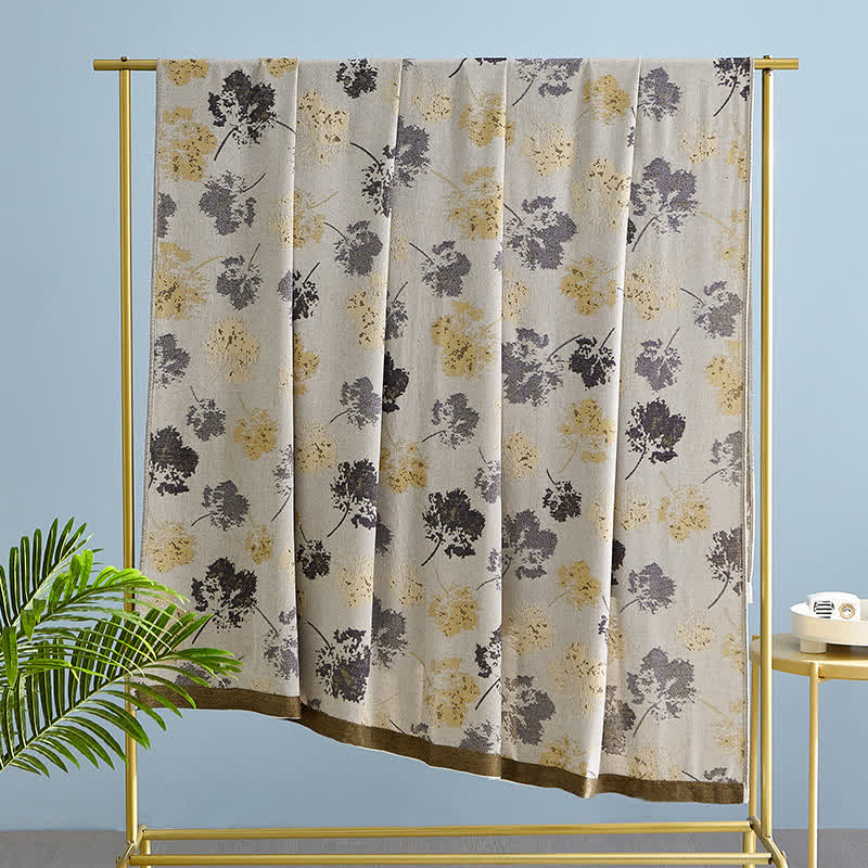 Weiche Decke aus Bambusfaser mit eleganten Blättern